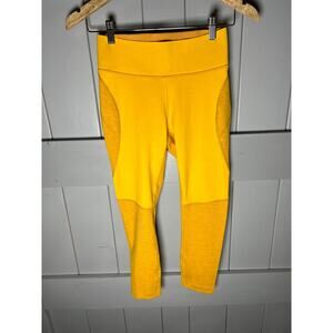 Outdoor Voices Women's‎ Citrus Yellow Techsweat Core 3/4 Legging Size S NEW